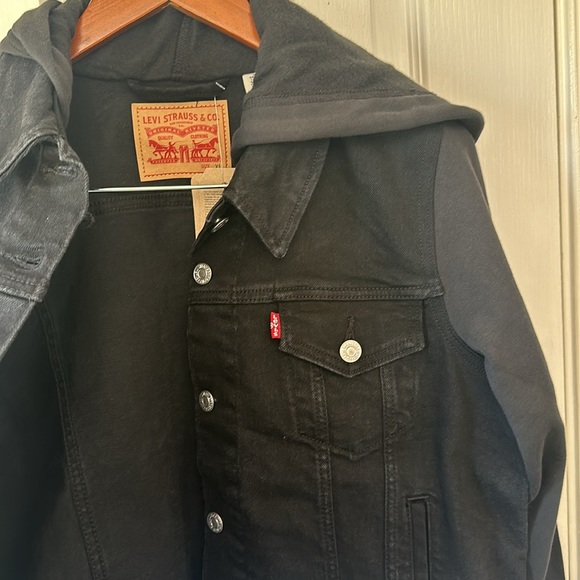 - Women’s Levi’s Original Trucker Jacket - Jean Jacket - Picture 2 of 13